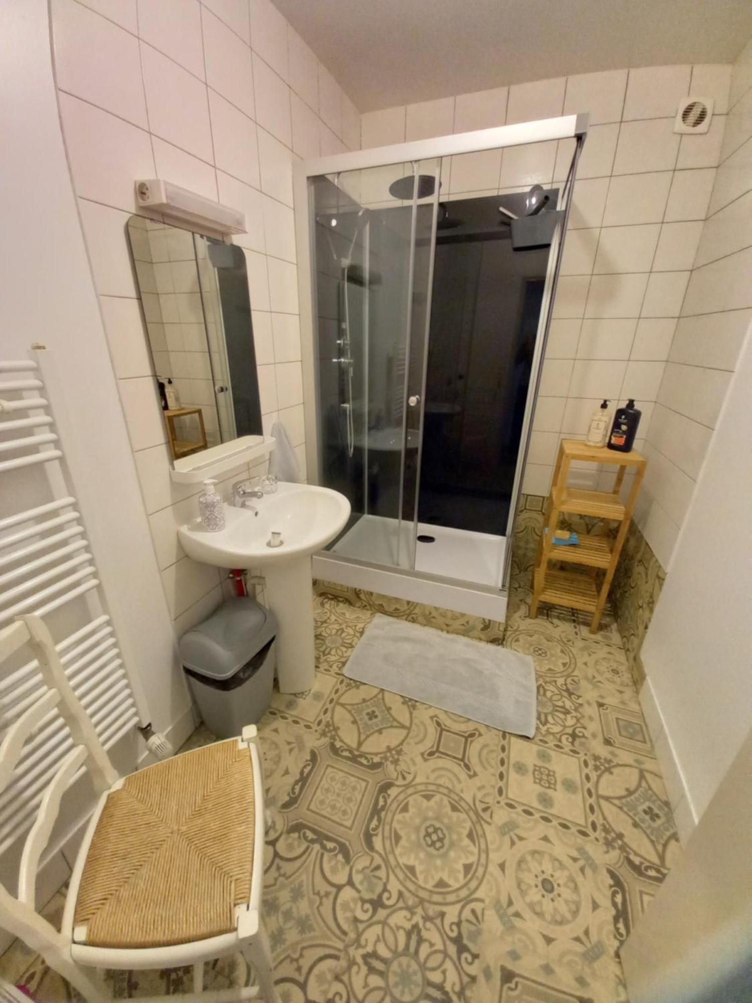 Appartement, 2Eme Etage Avec Piscine Partagee Sedan Ngoại thất bức ảnh