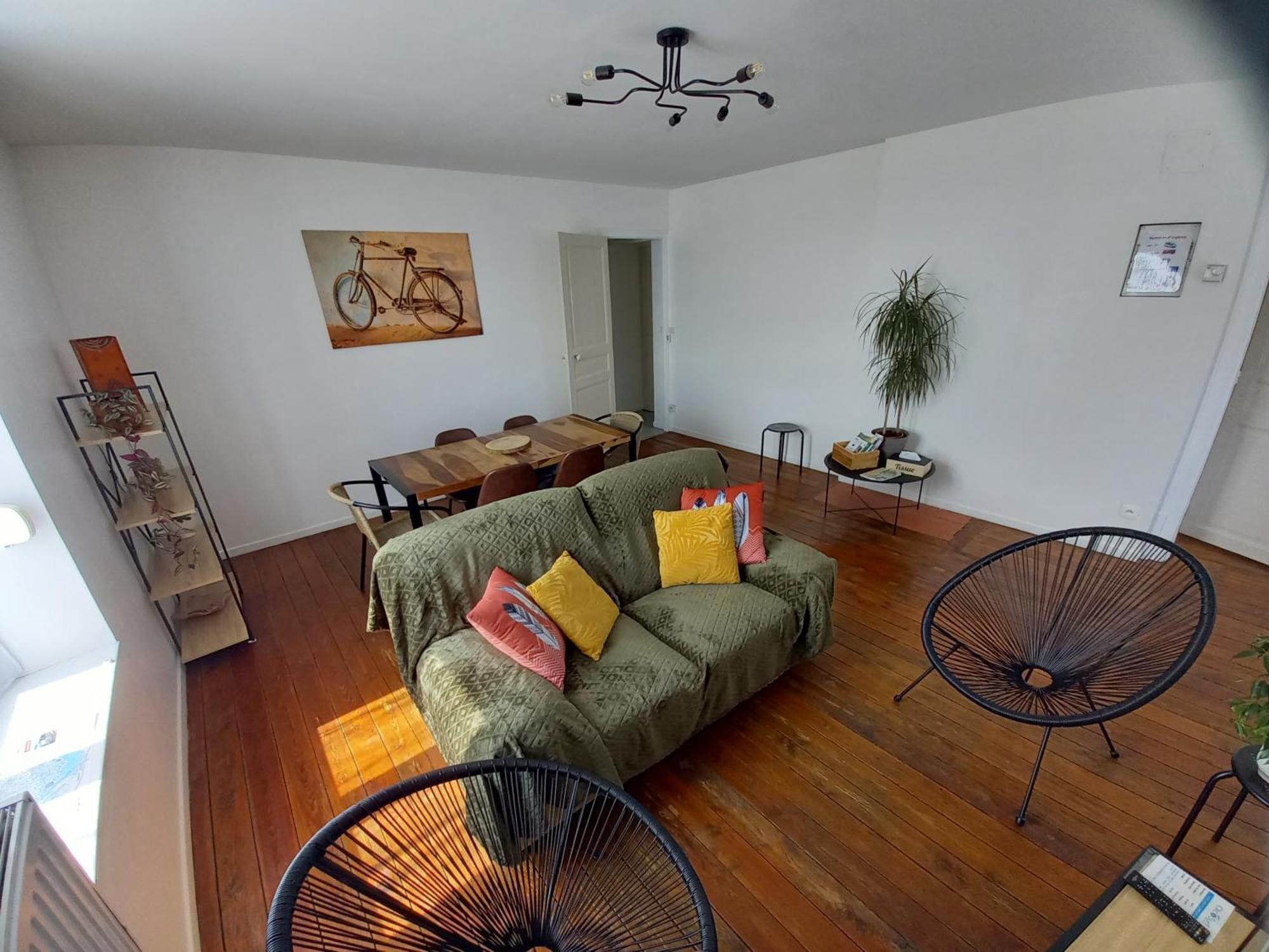 Appartement, 2Eme Etage Avec Piscine Partagee Sedan Ngoại thất bức ảnh